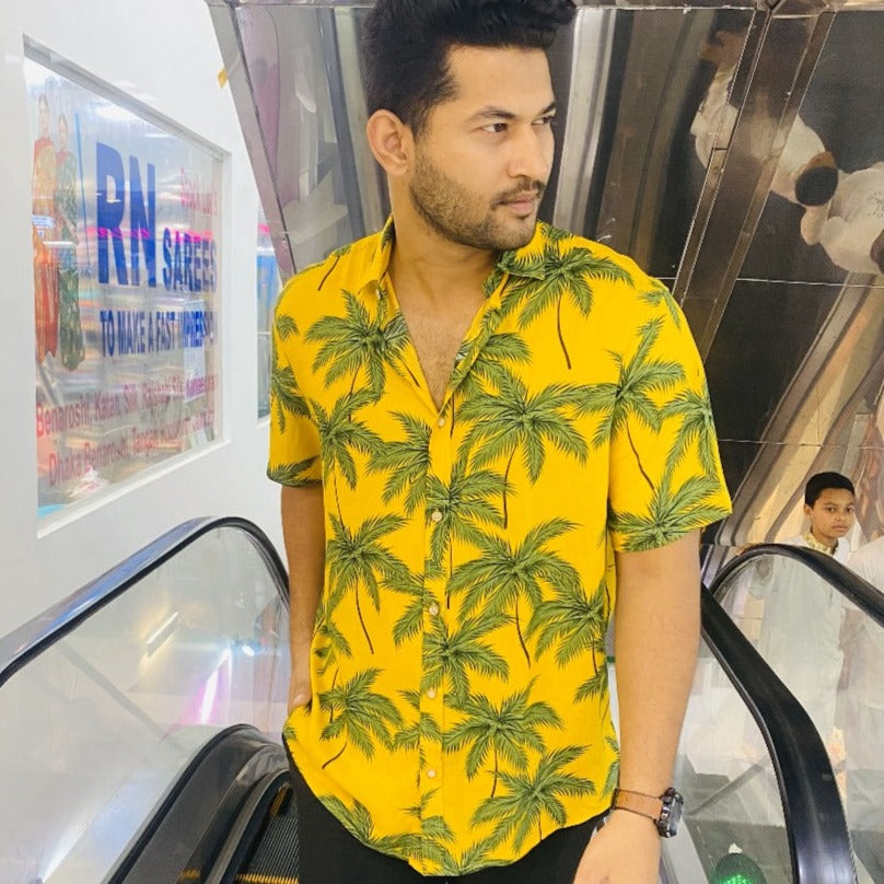 Yellow coconut Tree Printed Cuban Collar Half Sleeve Shirt